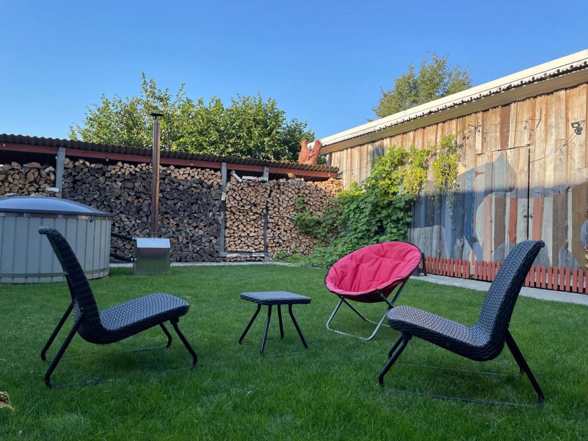 Mono House Apartment Русне Екстериор снимка