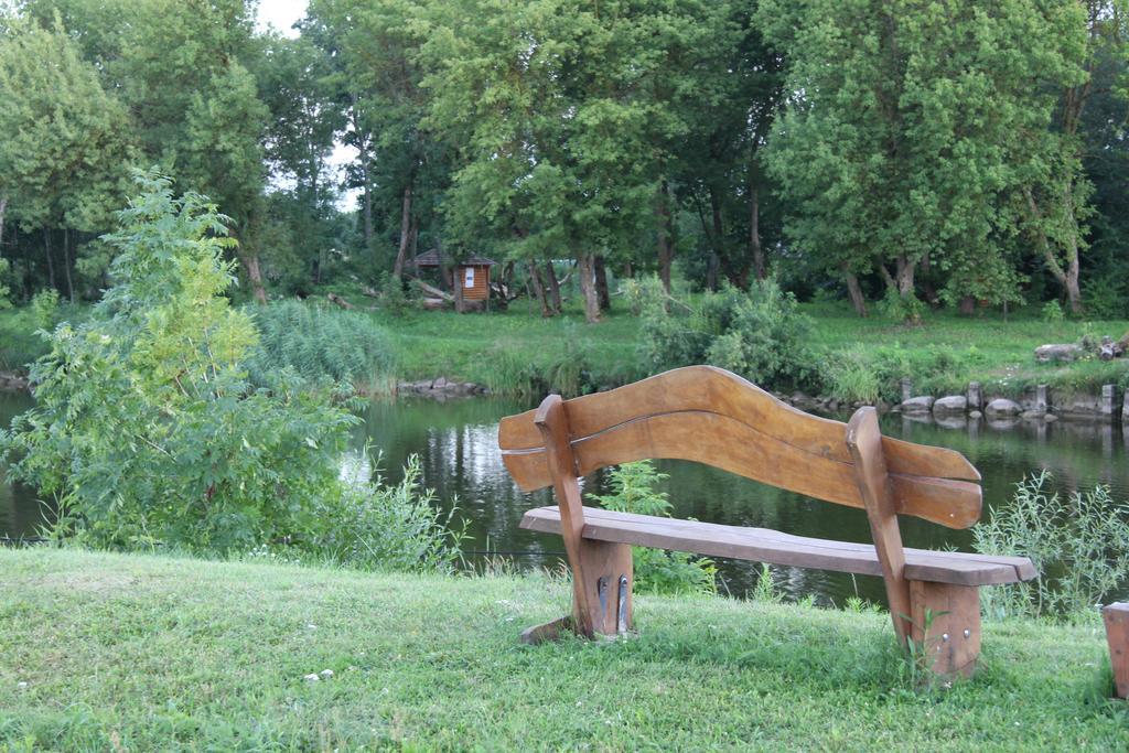 Mono House Apartment Русне Екстериор снимка